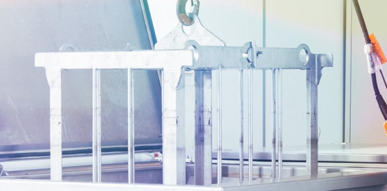 Ultrasoon reinigen na thermisch ontbramen